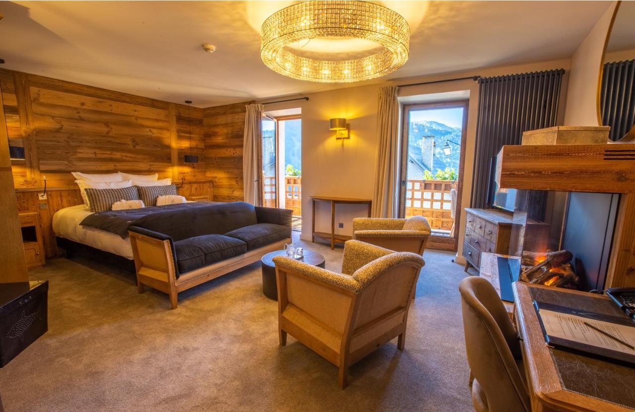 Hotel Le V De Vaujany Exterior photo